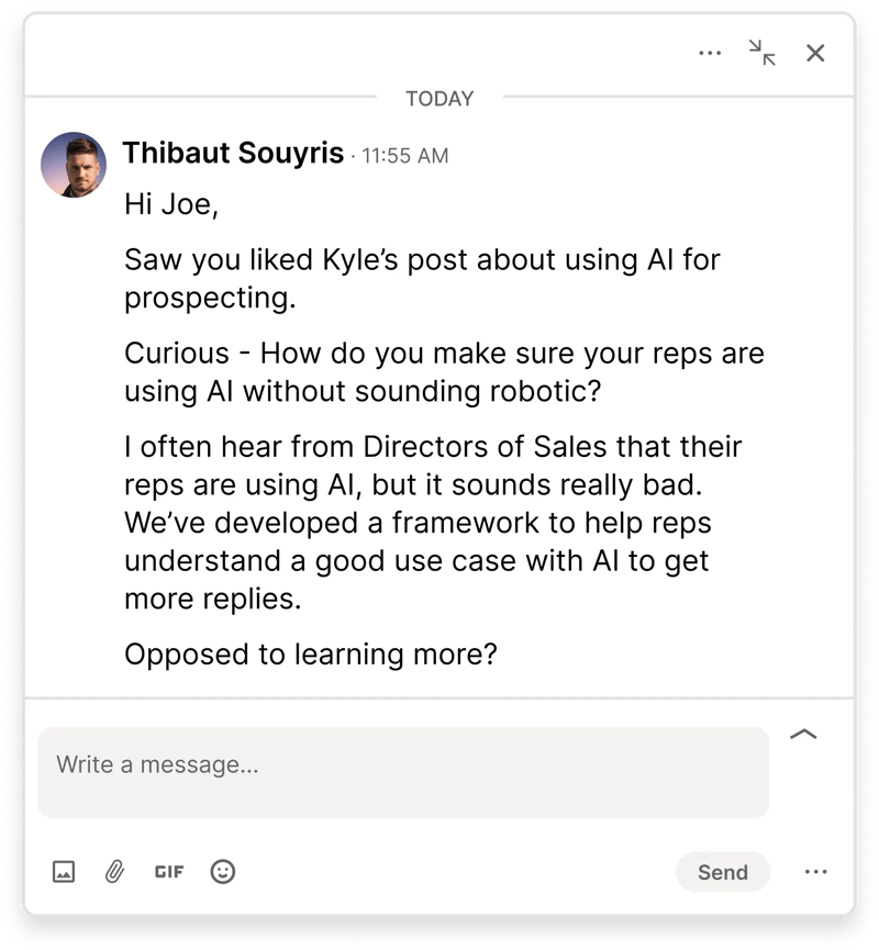 Graphic of Thibaut’s stop the scroll LinkedIn message